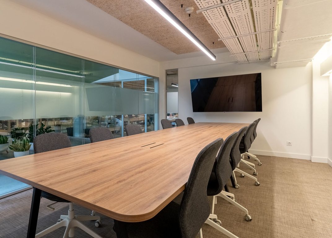 meeting room heden alvalade lisbon basement